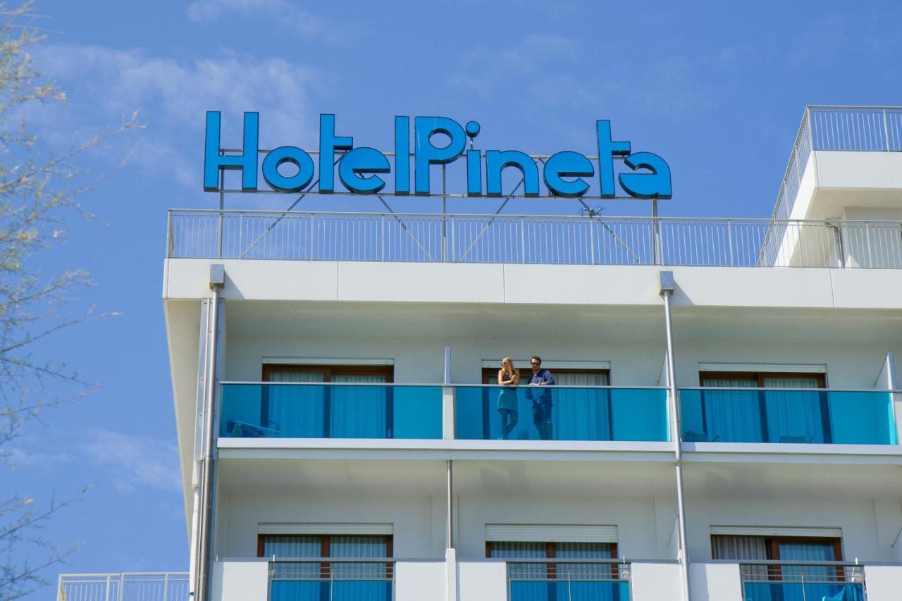 Hotel Pineta Sottomarina Eksteriør bilde